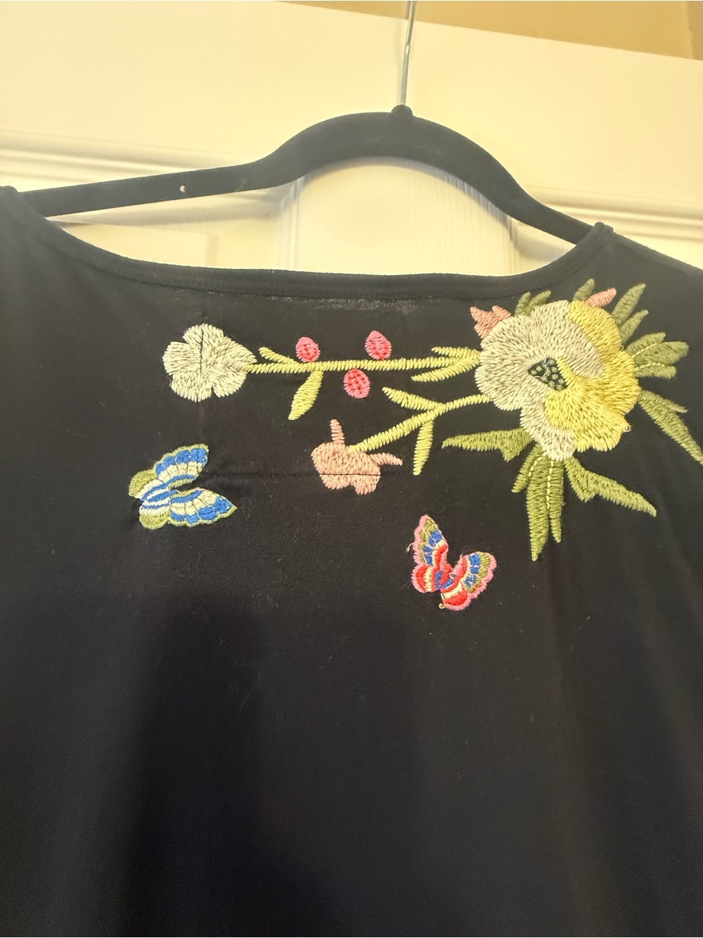 Johnny Was Black Floral Embroidered V-Neck Women’s Dress - Picture 6 of 8